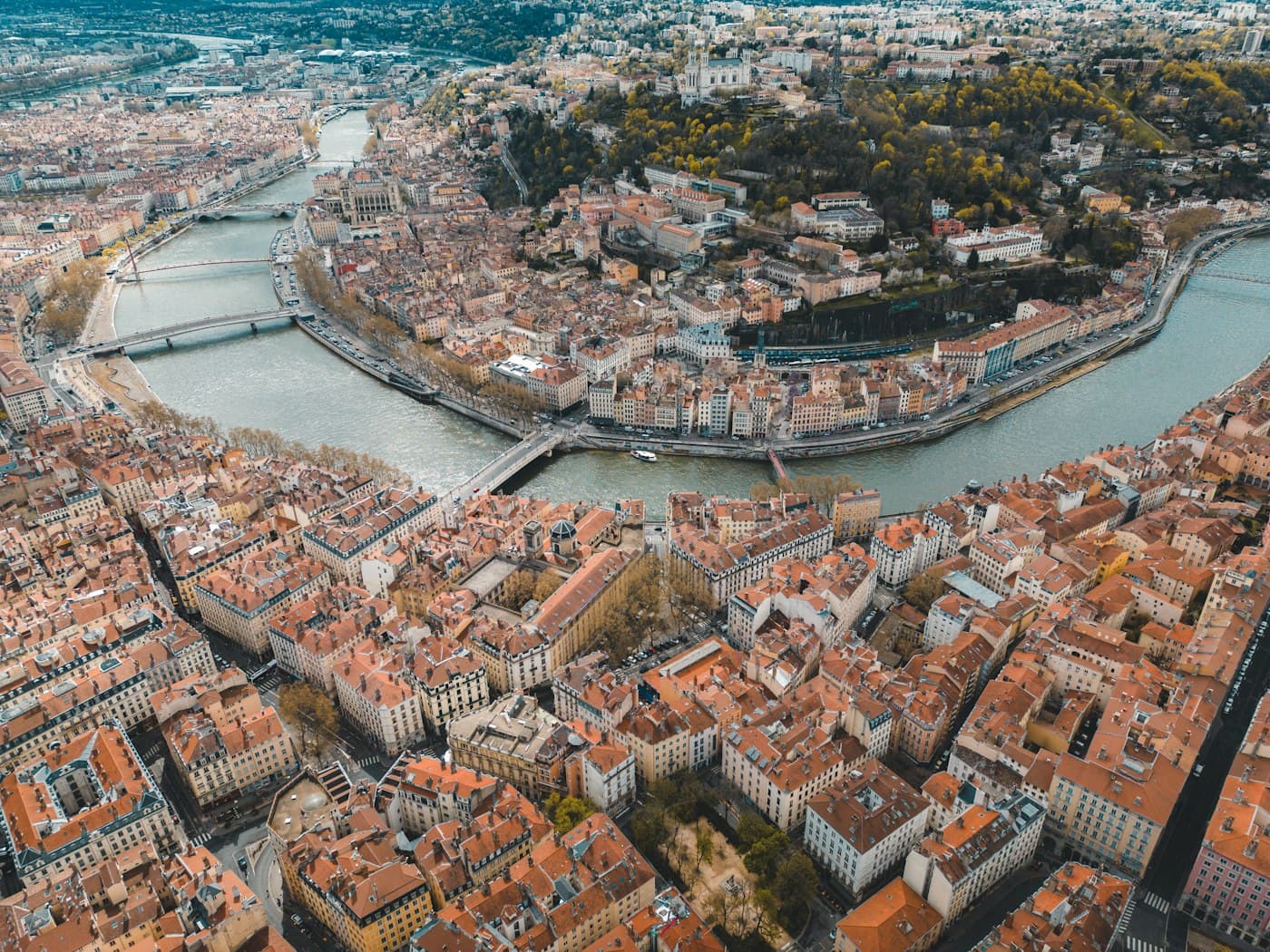 Lyon — vue aérienne et Saône